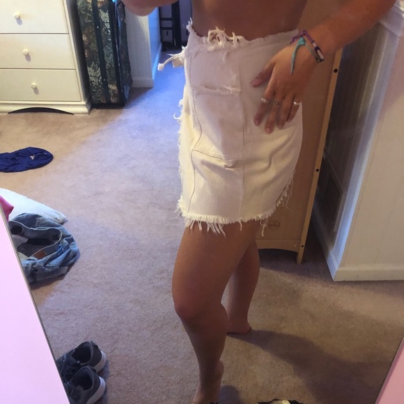 Urban Outfitters skirt - Picture 2 of 3